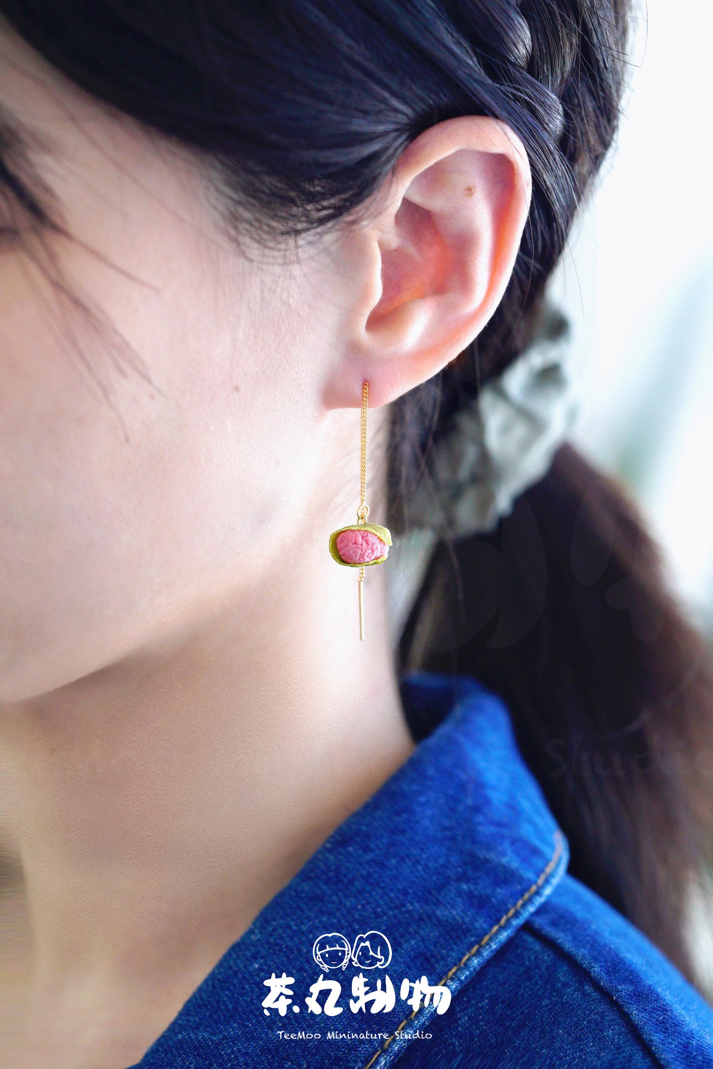 Mini Sakuramochi Long Thread Earring
